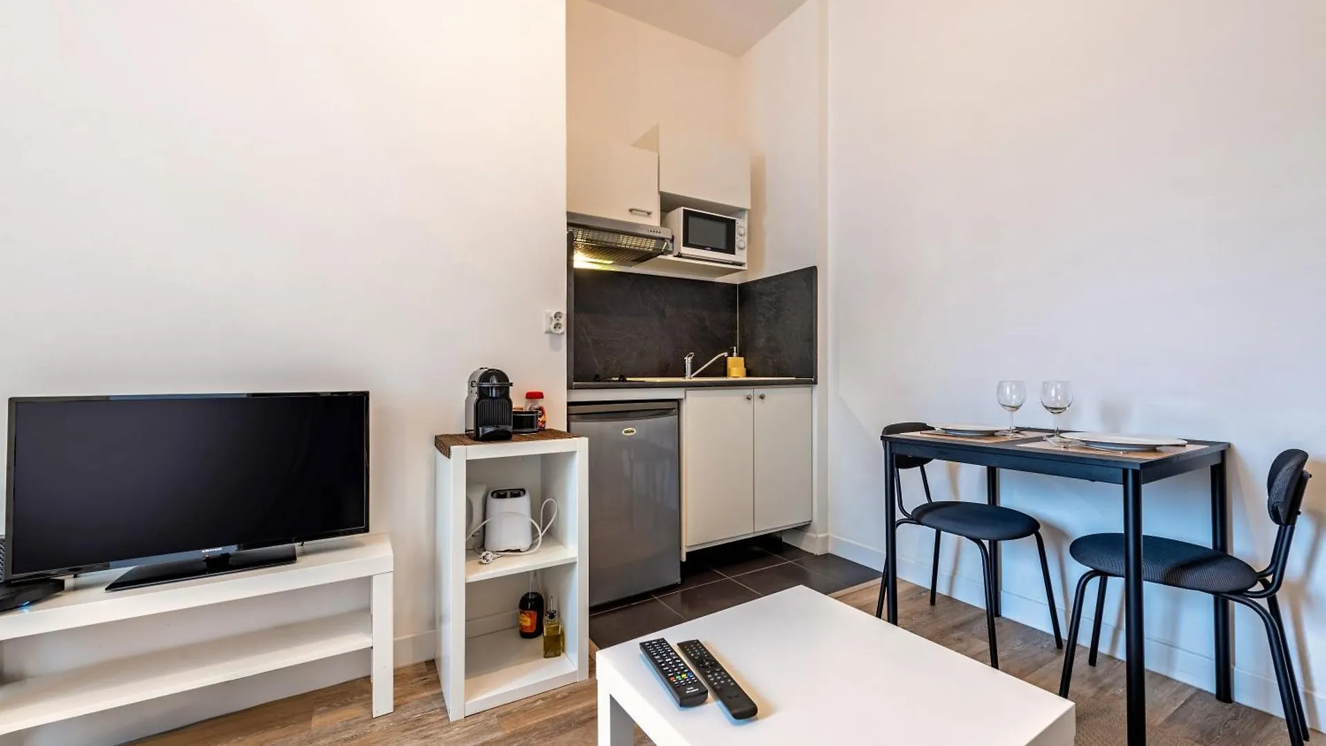 Apartament Les Capucins - T2 Tout Confort Brest Francja